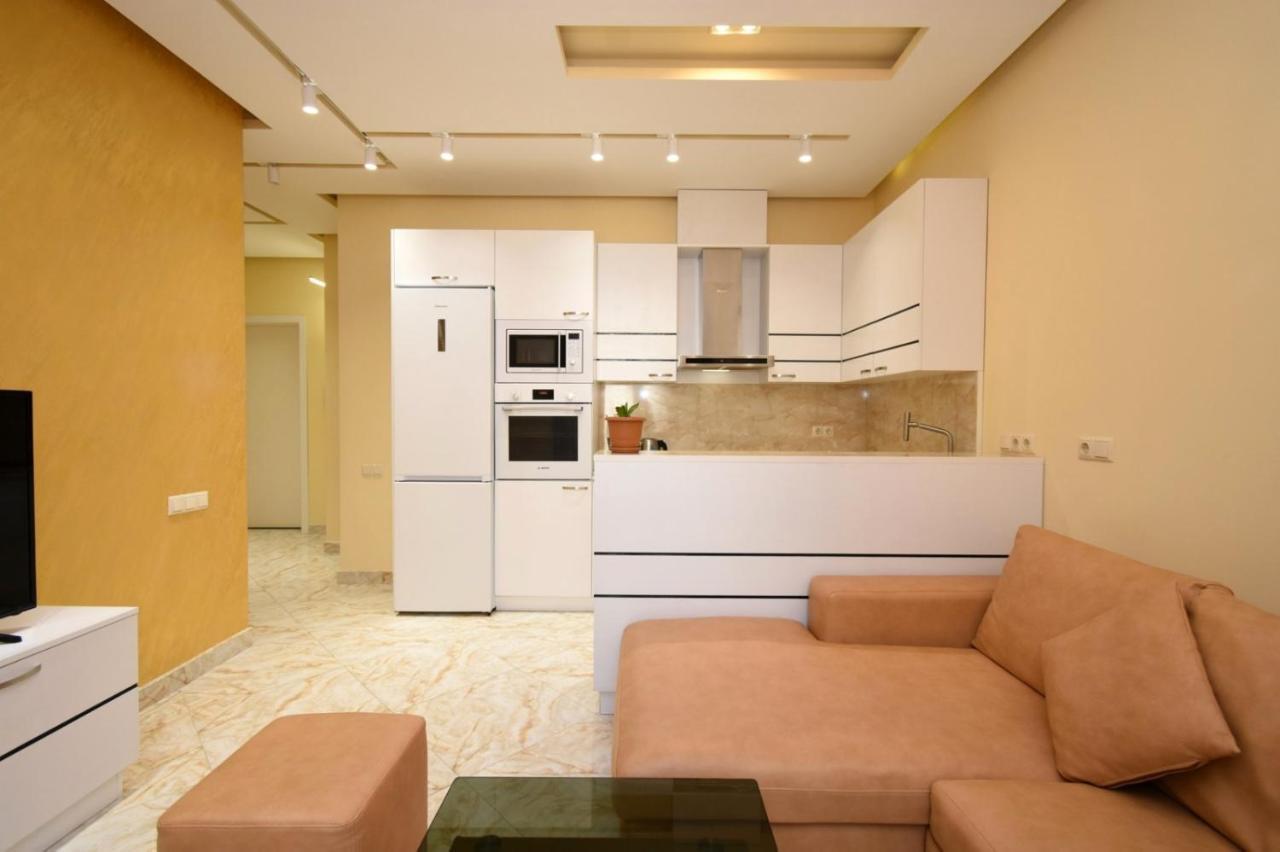 Apartments Near Republic Square Amiryan 4 Γιερεβάν Εξωτερικό φωτογραφία